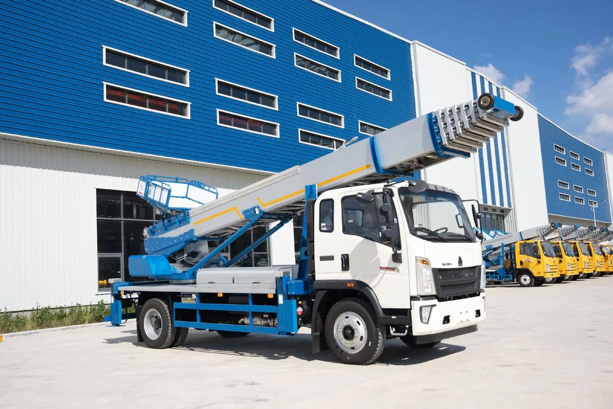 光村镇出租云梯车高空作业车 建筑垃圾搬运